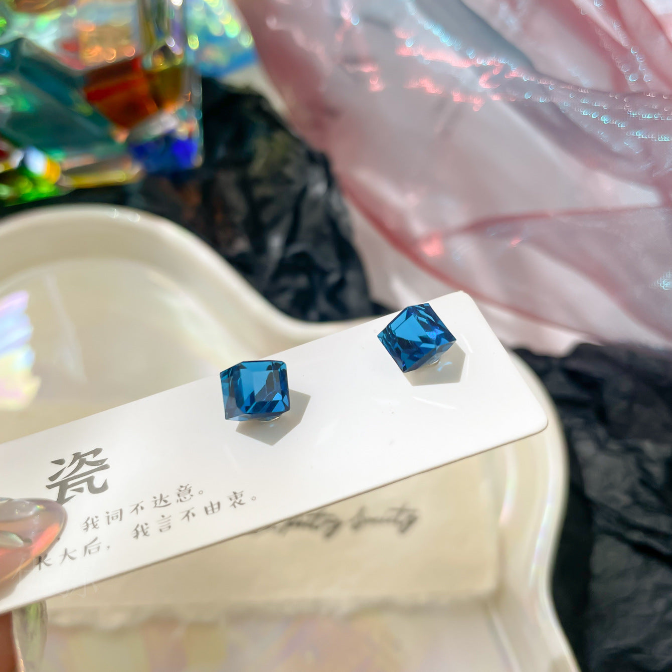 Iridescent Ear Cuff Fashionable Womens Earrings