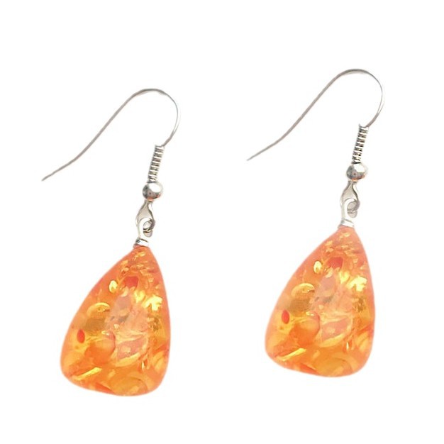 High-end, Sophisticated Beeswax-shaped Earrings