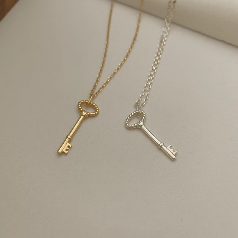 Women's Simple All-Match Key Pendant Necklace