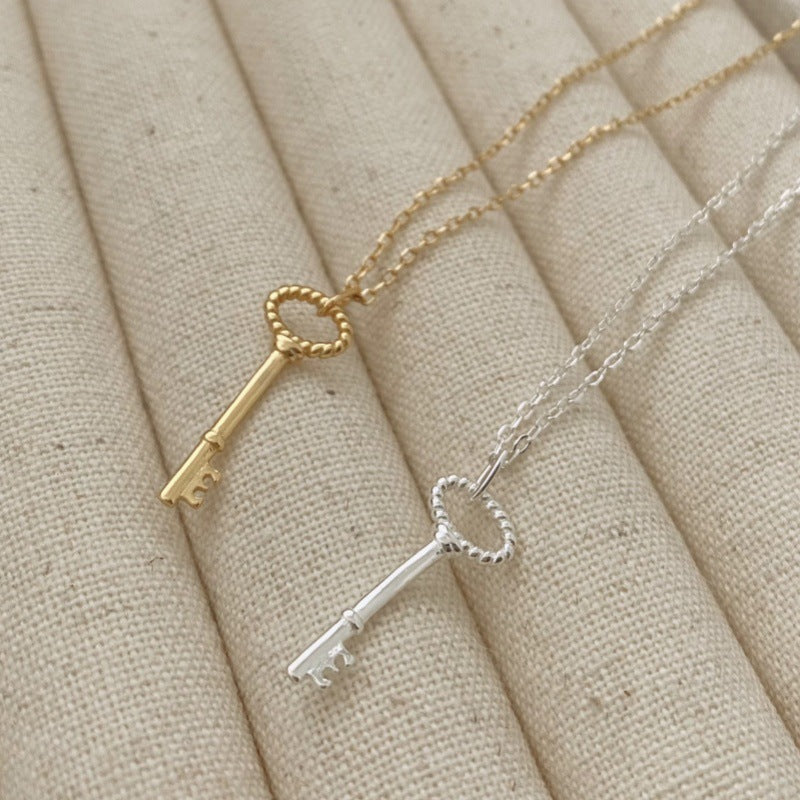 Women's Simple All-Match Key Pendant Necklace